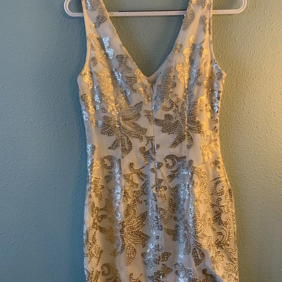 White & Gold Dress - Picture 2 of 2